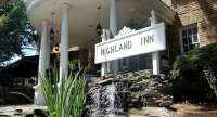 The Highland Inn Hotel & Ballroom Lounge